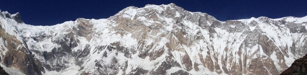 whwre are the himalaya mountains