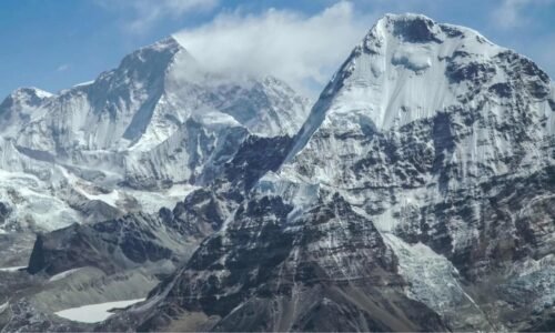 mera peak and island peak trek