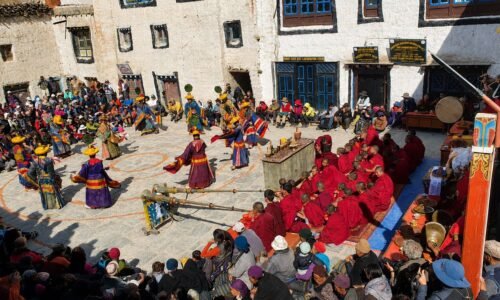 tiji festival trek upper mustang