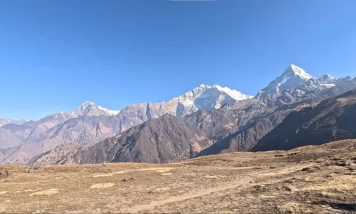 on the way to Khayer lake