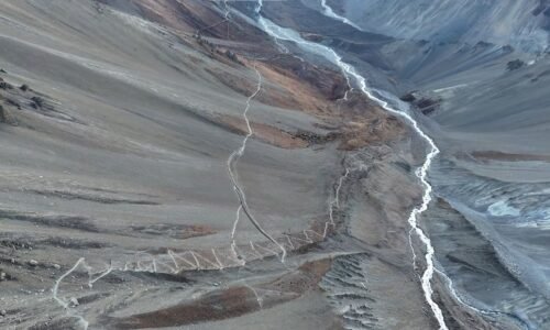 tilicho lake trekking nepal