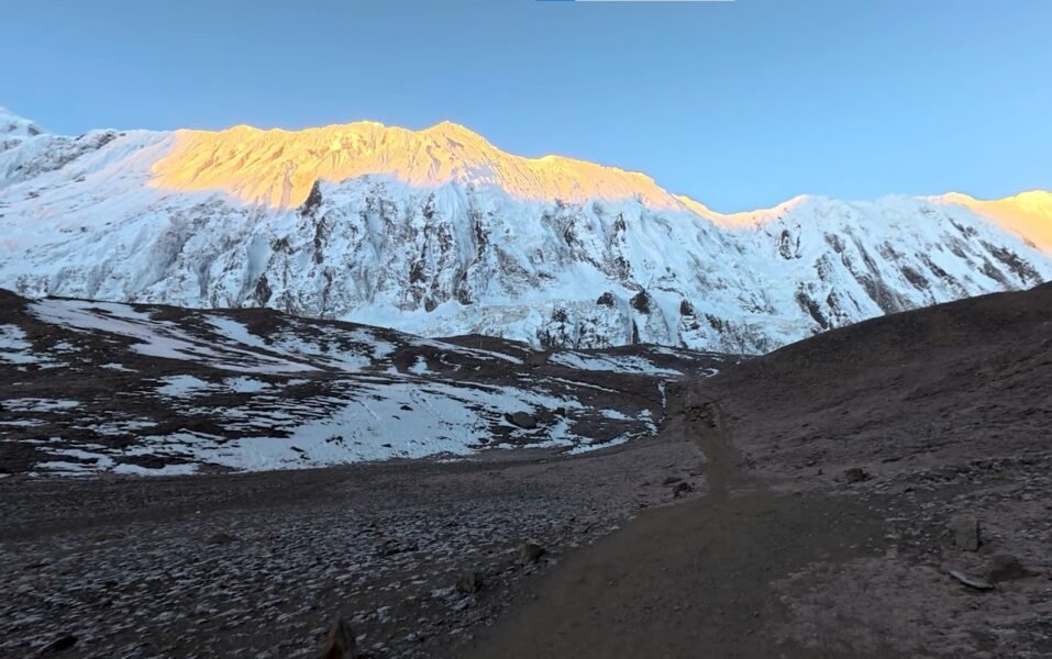 nepal trekking trek