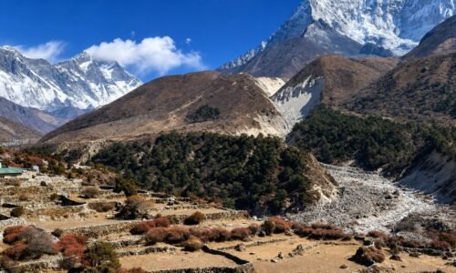 luxury everest helicopter trek