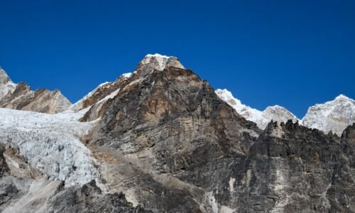 luxury everest helicopter trek